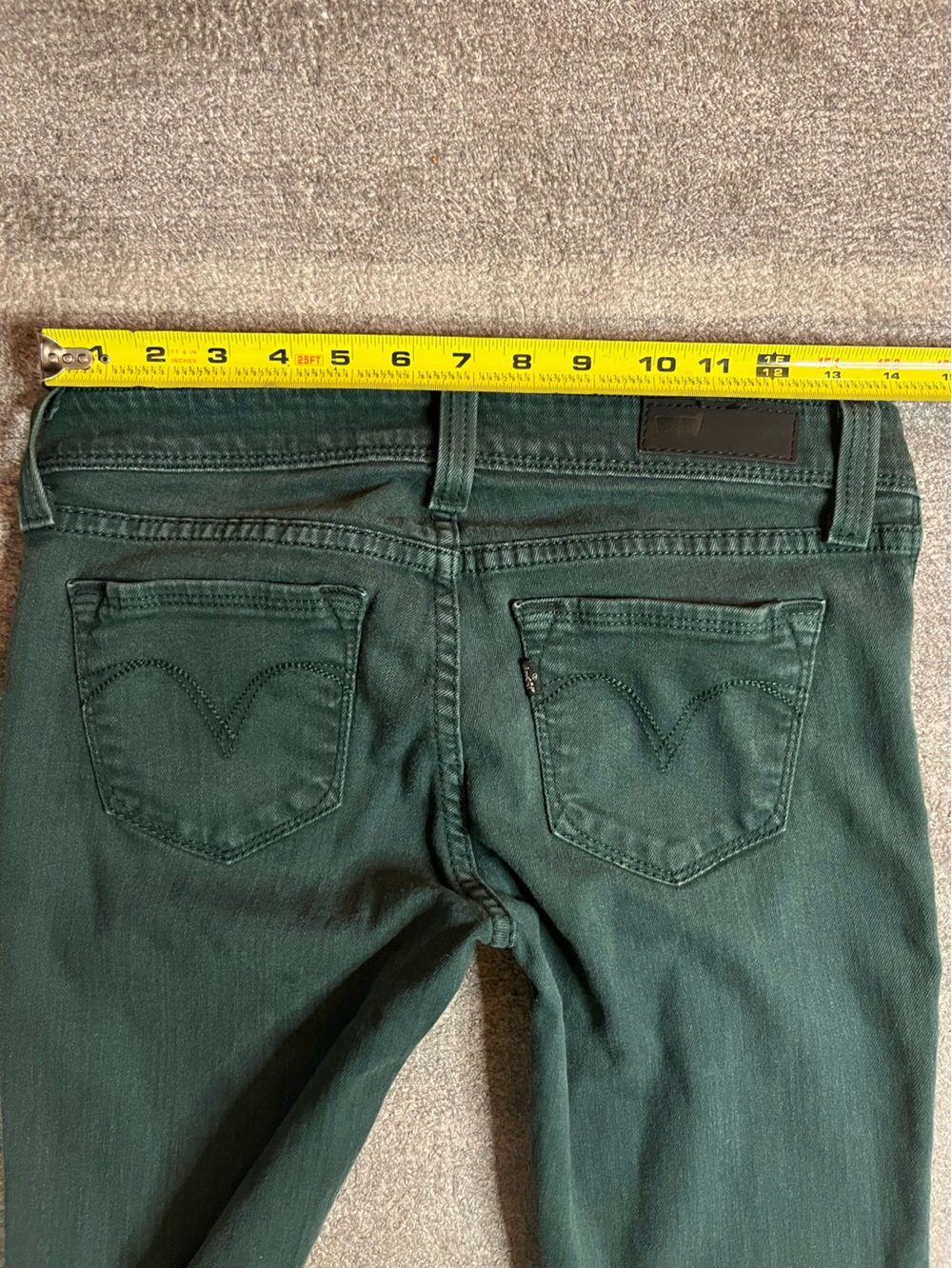 Levi's Forest Green Women's Skinny Jeans 3/26 preppy 93% cotton - Picture 5 of 9
